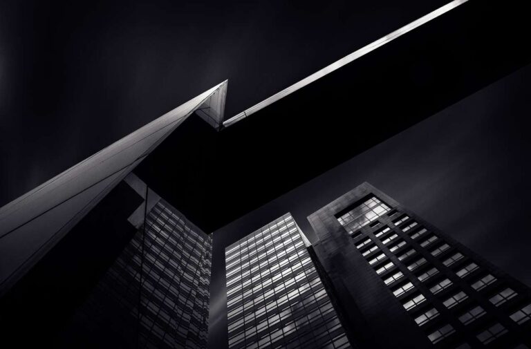 wing-light-black-and-white-architecture-technology-white-22957-pxhere.com